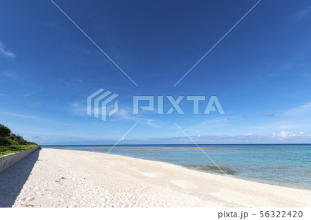 沖縄　粟国島　ウーグの浜 56322420