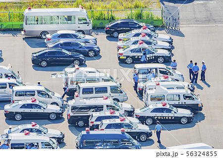 大阪　梅田　警備準備イメージ　 56324855