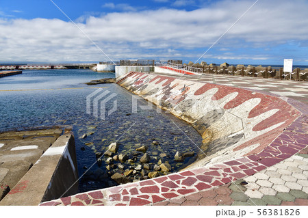 北海道乙部町で元和台海浜公園の夏の風景を撮影 56381826