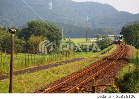 樽見鉄道 樽見線 ・ 鍋原( なべら) 駅付近   【 岐阜県本巣市】 56386106