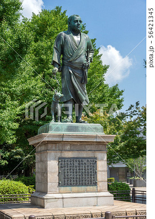 東京都上野公園の西郷隆盛像 56421345