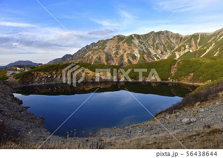 立山室堂のみくりが池と剱・立山連峰 立山室堂のみくりが池と剱・立山連峰 56438644