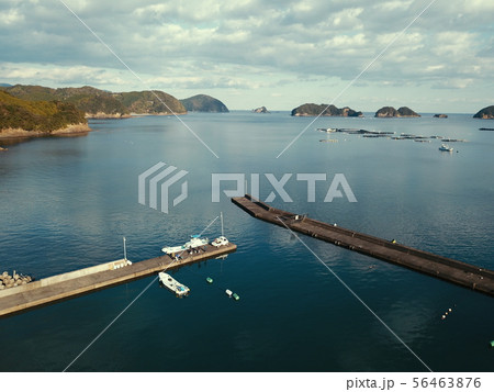 道瀬漁港の上空から空撮 56463876