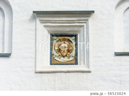 Not a big icon, installed in the wall of the 56523024