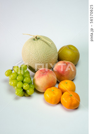 フルーツ 56570625