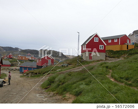 カラフルなクルスクの村 56572006