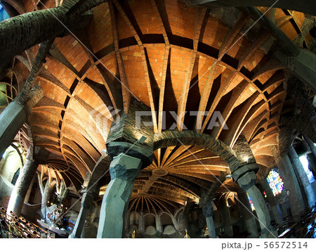 コロニア・グエル教会 コロニア・グエル教会 56572514