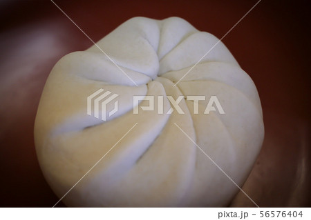 蕎麦打ち-くくり- 56576404