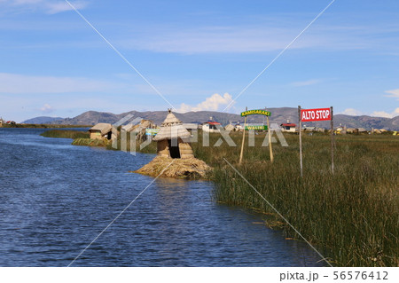 ウロス島 チチカカ湖 ウロス島 チチカカ湖 56576412