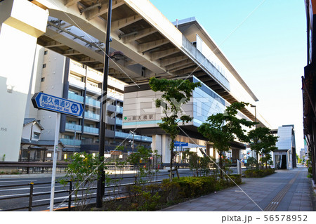 都営日暮里・舎人ライナー、扇大橋駅と周辺景色 56578952
