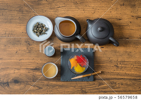 中国茶 Chinese tea set of beauty and health 中国茶 Chinese tea set of beauty and health 56579658