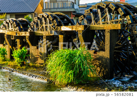 朝倉　三連水車大壁画　稼働中　夕景　【福岡県朝倉市】 56582081