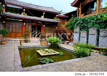 雲南省、束河古鎮の客桟 China/ Shuhe Ancient Town 雲南省、束河古鎮の客桟 China/ Shuhe Ancient Town 56582569