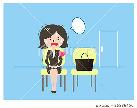 面接で緊張する女性 56586456