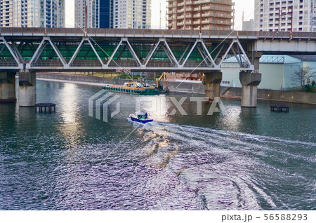 京浜運河 56588293