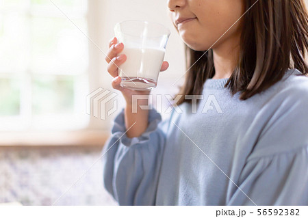 a girl of ten a girl of ten 56592382