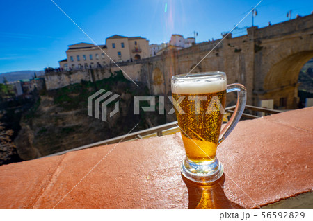 ロンダの崖 56592829