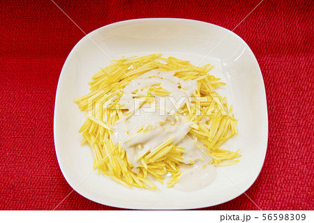 菊花のサラダ 56598309