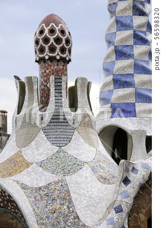 グエル公園 56598320