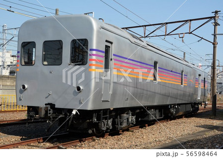 車両工場に停車するカヤ27形電源車 56598464