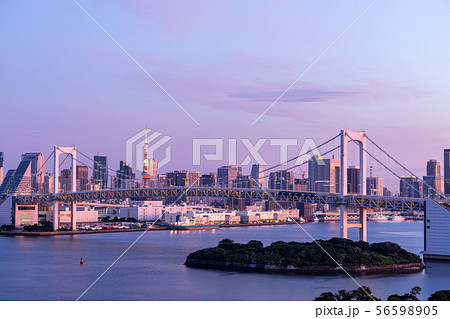 Sunrise Tokyo tower and Rainbow bridge Sunrise Tokyo tower and Rainbow bridge 56598905