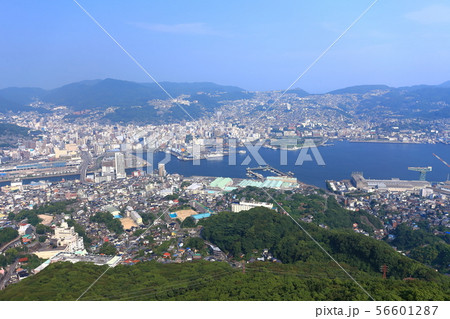 【長崎県】稲佐山山頂展望台から見た長崎市街 【長崎県】稲佐山山頂展望台から見た長崎市街 56601287