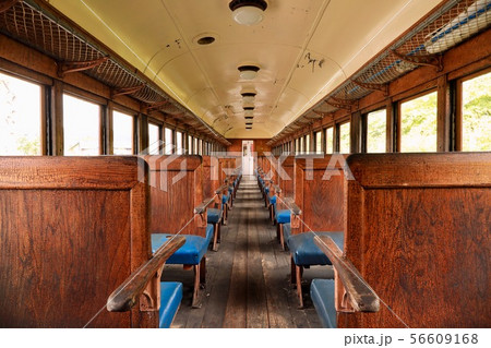 南大夕張駅跡の保存車両オハ1の内部 南大夕張駅跡の保存車両オハ1の内部 56609168