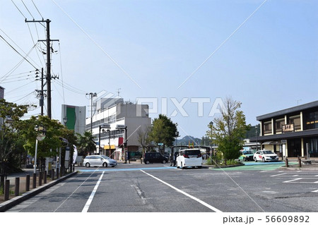 福島県いわき市 湯本駅前の街並み 56609892