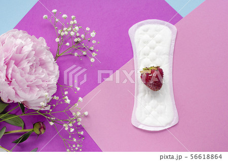 The concept of women's health. Vaginal discharge. 56618864