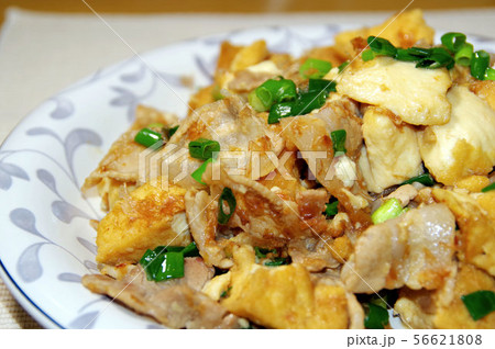 揚げ豆腐と豚バラの炒め物 56621808