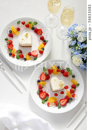 バレンタイン　ハートのレアチーズケーキ 56633083