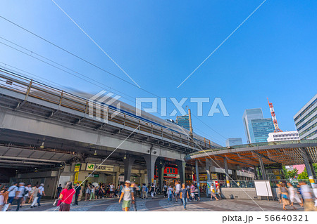 日本の東京都市景観 有楽町駅などを望む 56640321