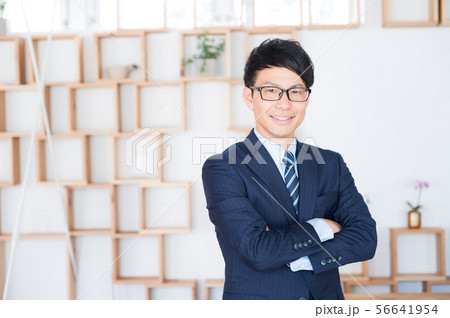 ビジネスマン 56641954