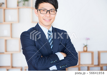 ビジネスマン 56641958