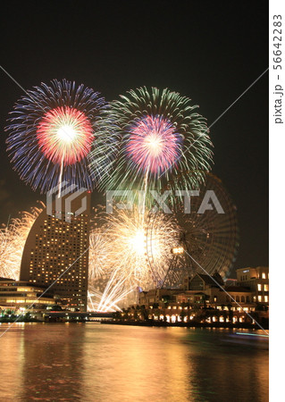 みなとみらい サマーフェスティバルの花火 56642283