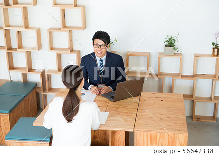 ビジネス 商談 ビジネス 商談 56642338