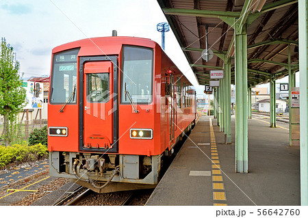 鉄道・JR西日本:越美北線(九頭竜線) 越前大野駅ホーム 鉄道・JR西日本:越美北線(九頭竜線) 越前大野駅ホーム 56642760