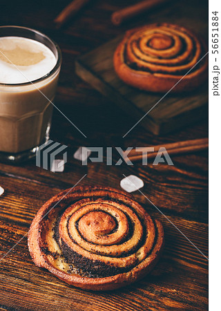 Sweet roll with poppy seeds Sweet roll with poppy seeds 56651884