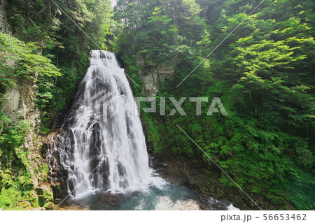 乗鞍高原の入り口にある「番所大滝」 56653462