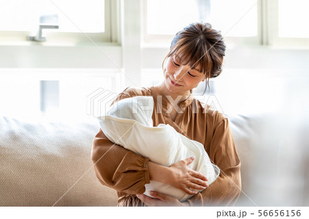 赤ちゃんとママ 56656156