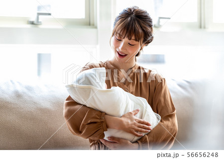 赤ちゃんとママ 赤ちゃんとママ 56656248