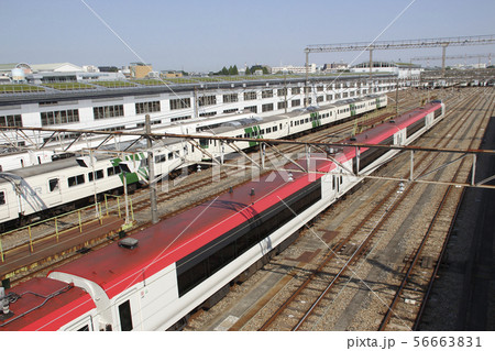 大宮総合車両センター東大宮センターの特急車両 56663831