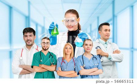 Medical and healthcare doctor people group. 56665311