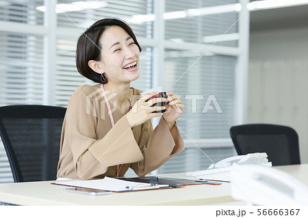 ビジネスウーマン 56666367