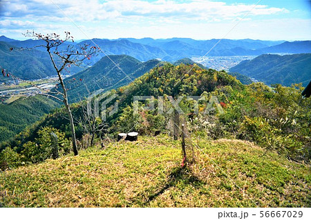 宍粟市　長水城　本丸と石垣 56667029