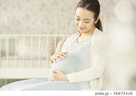 女性 妊娠 女性 妊娠 56673416