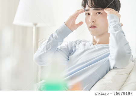 男性　体調不良 56679197