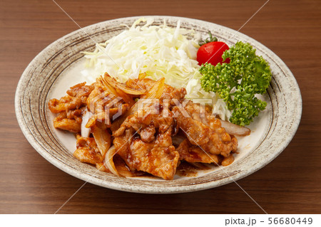 豚肉の生姜焼き 豚肉の生姜焼き 56680449