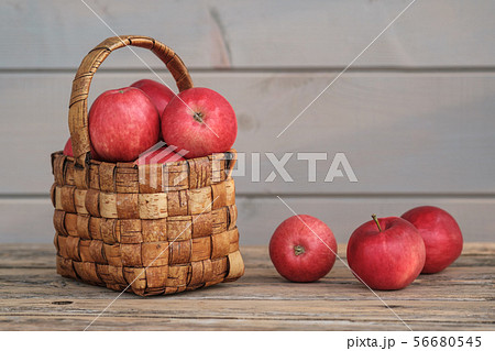 ripe red apples from the garden in a vintage ripe red apples from the garden in a vintage 56680545