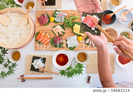 手巻き寿司 56683214